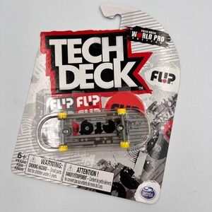 Tech Deck World Pro Flip Fingerboard‎ Skateboard NEW Spin Master Toy